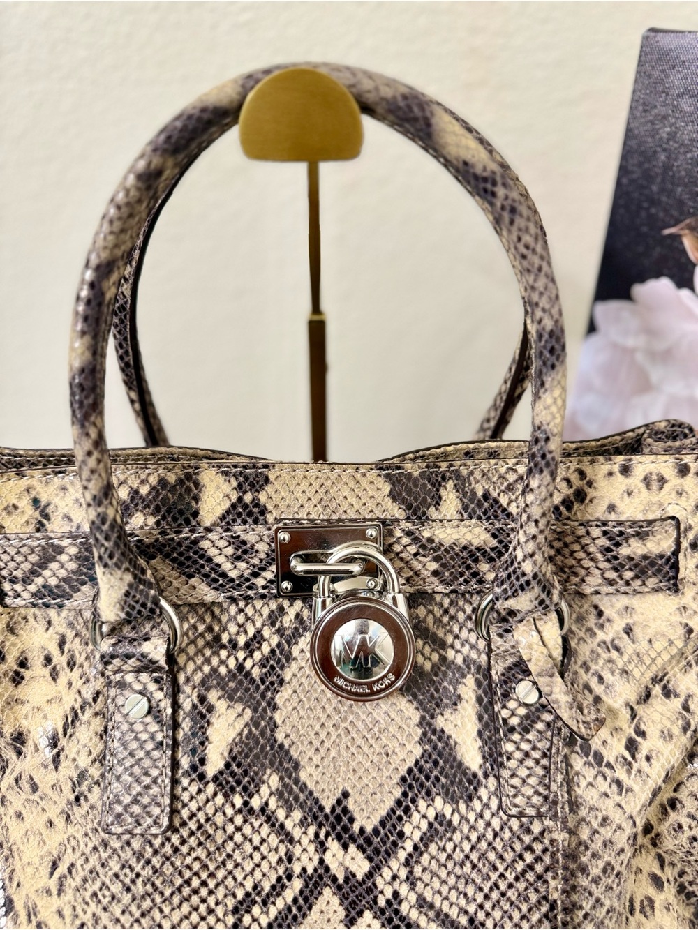 Michael Kors Hamilton Large Python Satchel - Picture 2 of 12